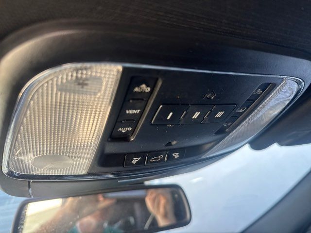 Jeep Grand Cherokee RWD 4dr Overland 2014