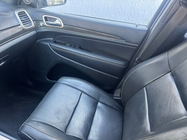 Jeep Grand Cherokee RWD 4dr Overland 2014