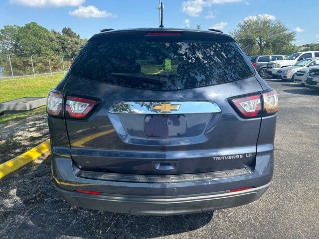 Chevrolet Traverse FWD 4dr LS 2013