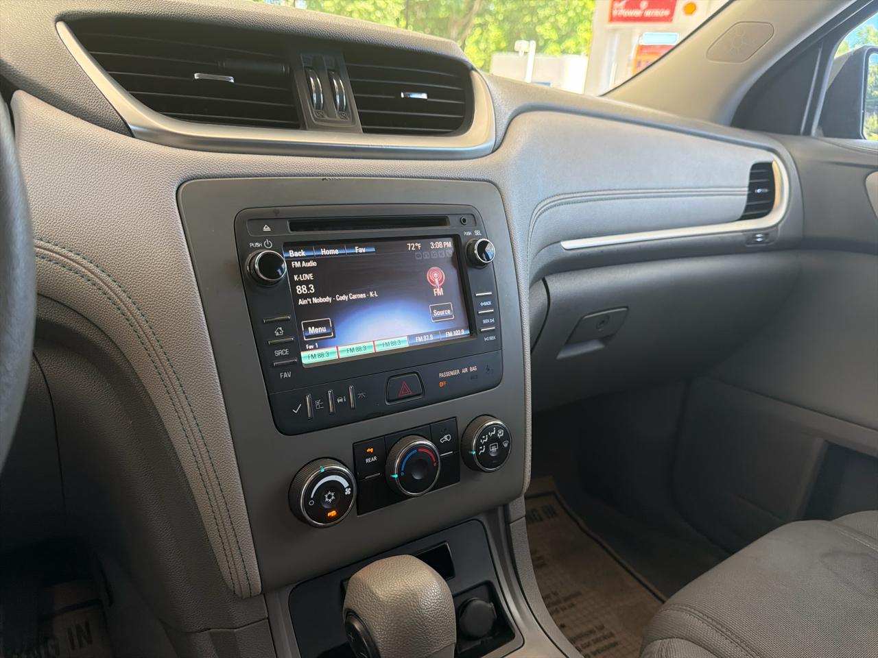 Chevrolet Traverse FWD 4dr LS 2013