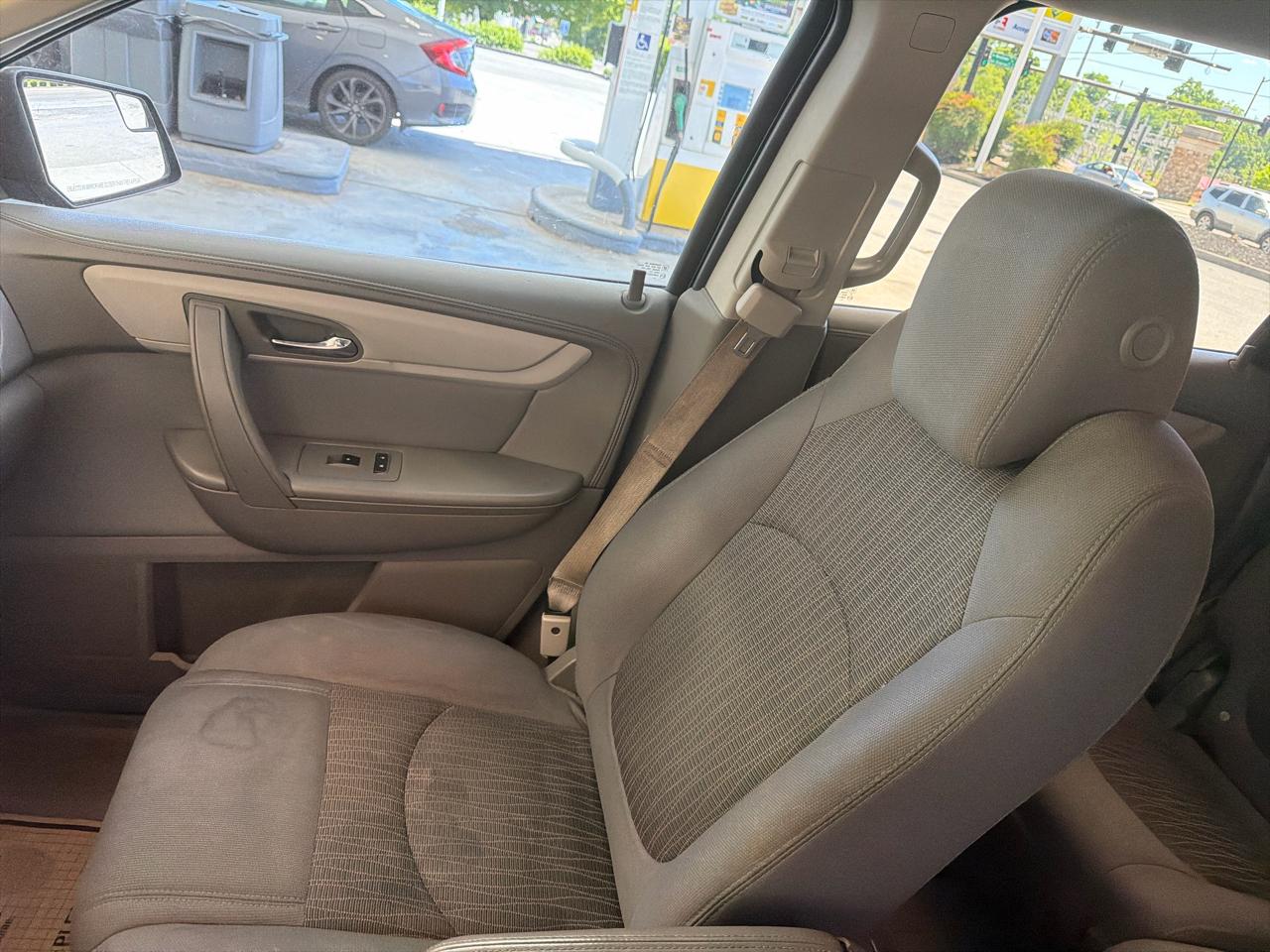 Chevrolet Traverse FWD 4dr LS 2013