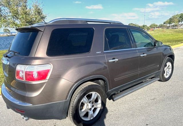 GMC Acadia FWD 4dr SLT1 2009