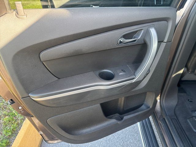 GMC Acadia FWD 4dr SLT1 2009