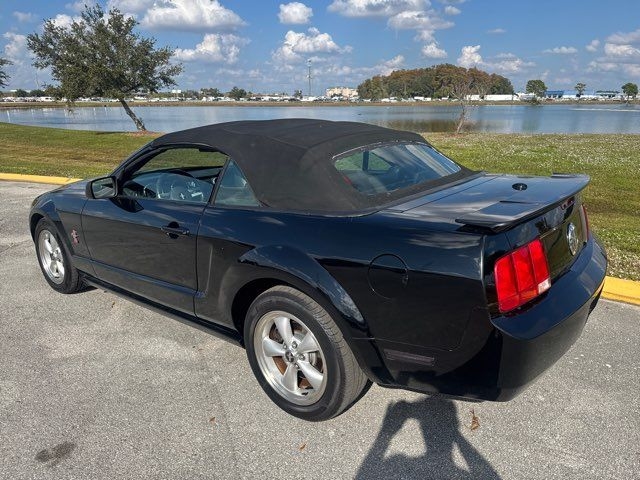 Ford Mustang 2dr Conv Premium 2008
