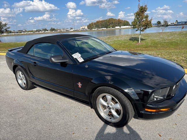 Ford Mustang 2dr Conv Premium 2008