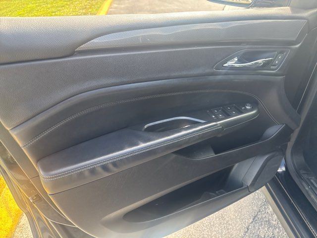 Cadillac SRX FWD 4dr Base 2012