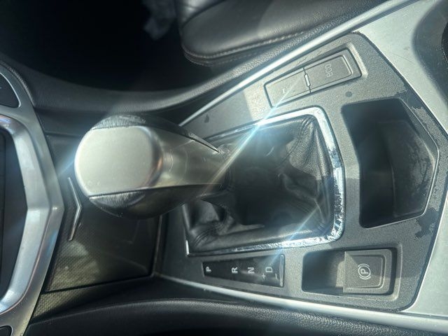 Cadillac SRX FWD 4dr Base 2012