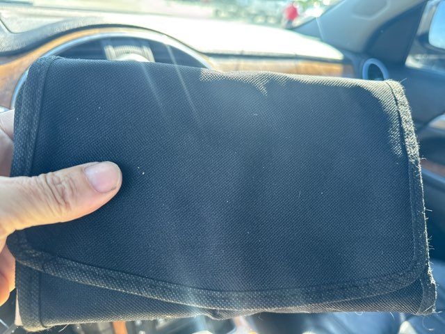 Buick Enclave FWD 4dr Premium 2012