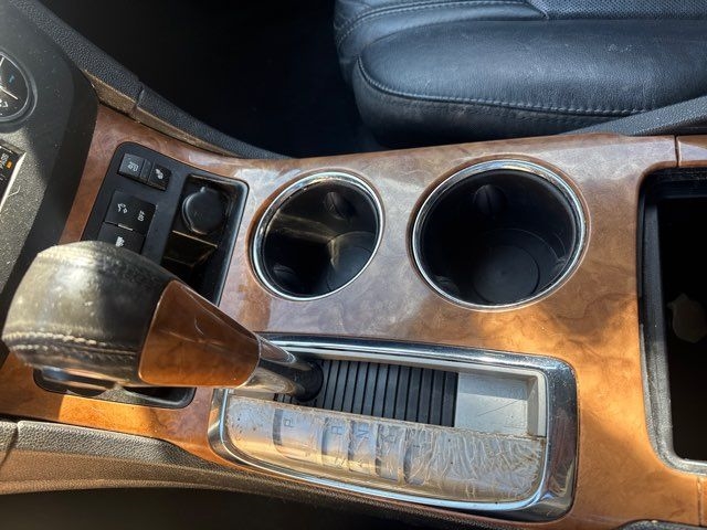 Buick Enclave FWD 4dr Premium 2012