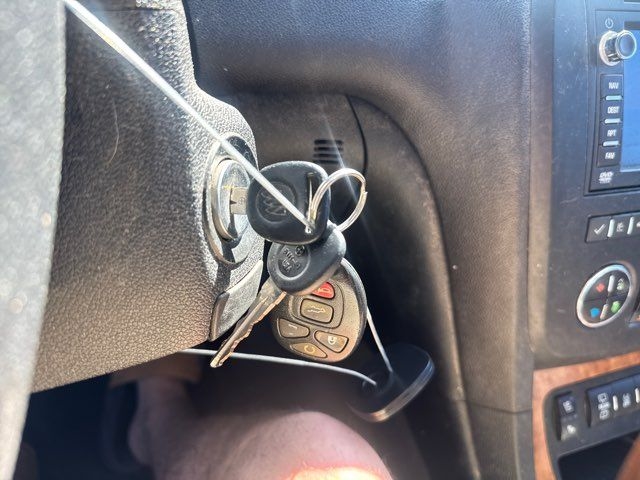 Buick Enclave FWD 4dr Premium 2012