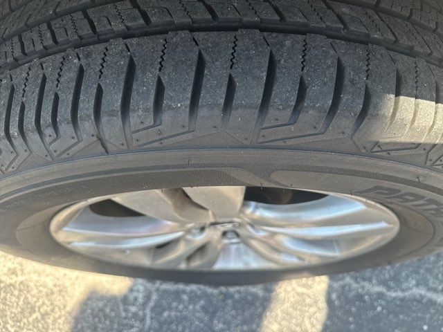 Hyundai Veracruz FWD 4dr Limited 2012