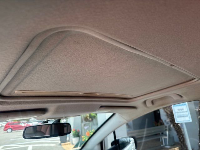 Mazda MAZDA5 4dr Wgn Auto Grand Touring 2012