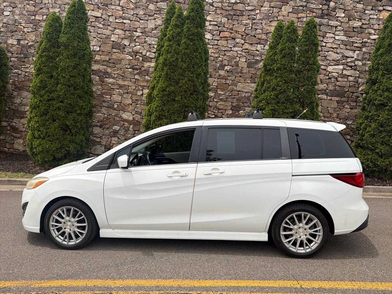 Mazda MAZDA5 Touring 2012