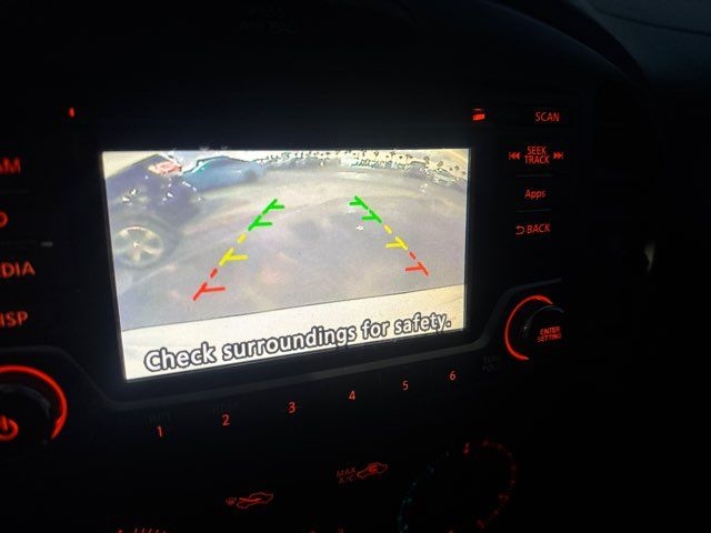 Nissan Juke 5dr Wgn CVT S FWD 2015