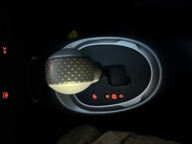 Nissan Juke 5dr Wgn CVT S FWD 2015