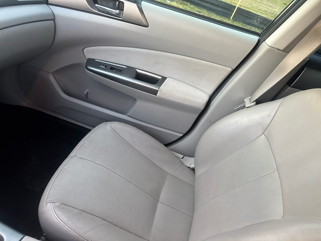 Subaru Forester 4dr Auto 2.5X Limited 2011