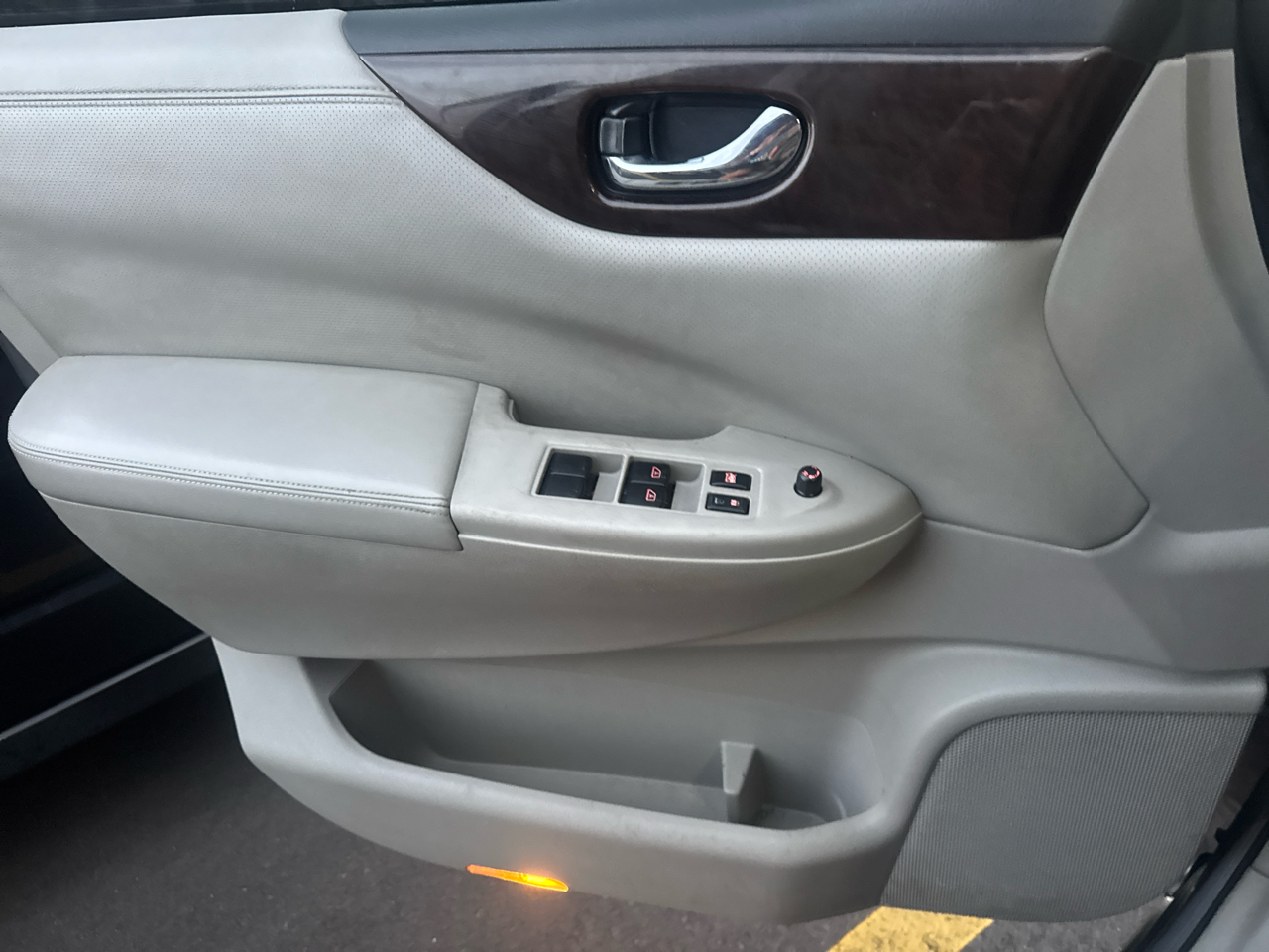 Nissan Quest 4dr Platinum 2016