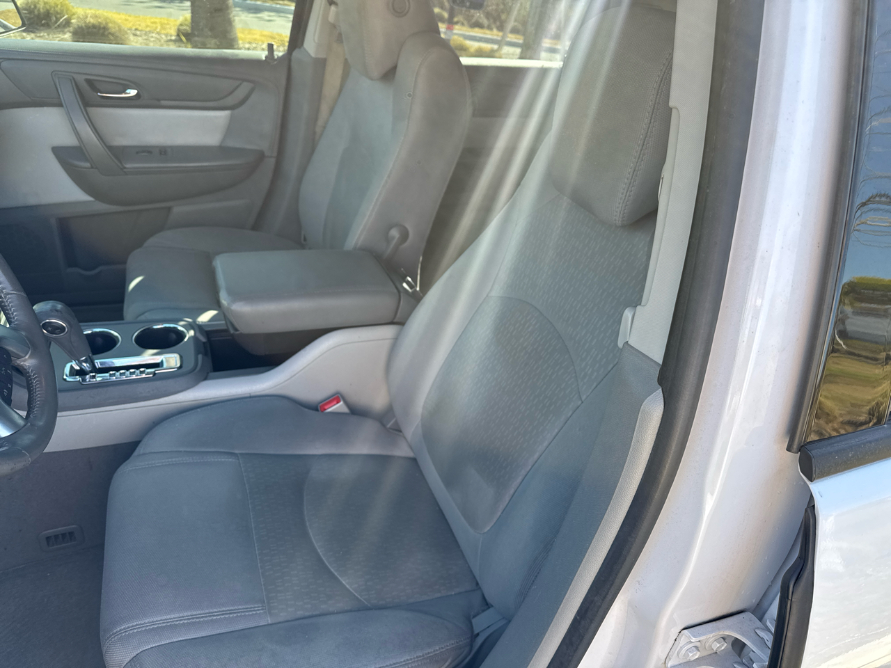 GMC Acadia FWD 4dr SLE w/SLE-2 2016