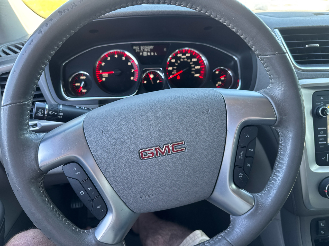 GMC Acadia FWD 4dr SLE w/SLE-2 2016