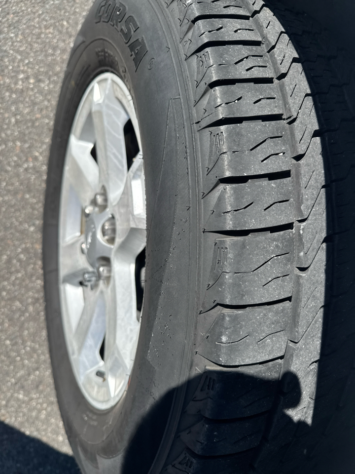 GMC Acadia FWD 4dr SLE w/SLE-2 2016