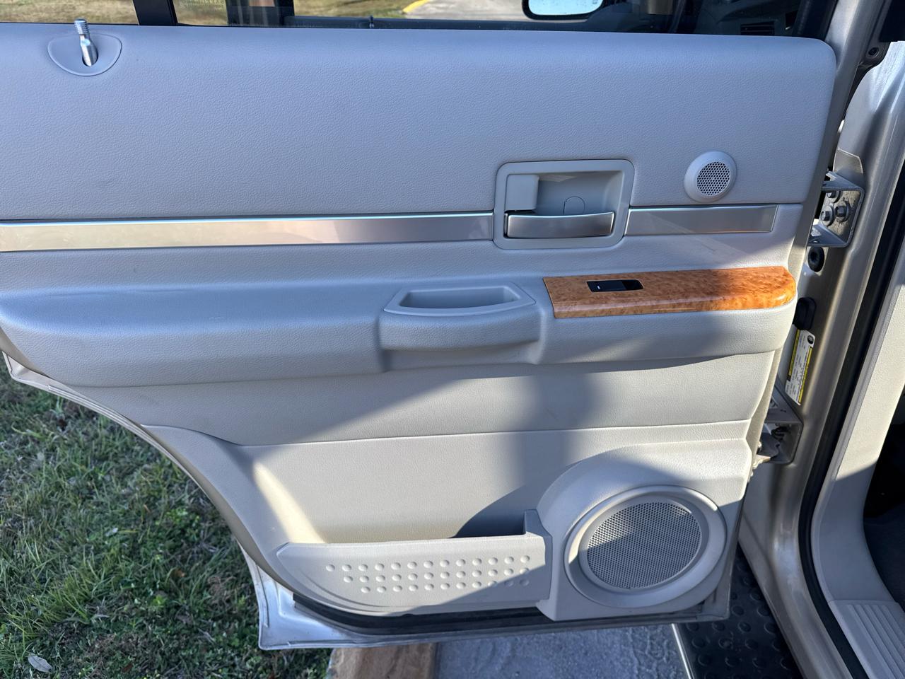 Chrysler Aspen AWD 4dr Limited 2008