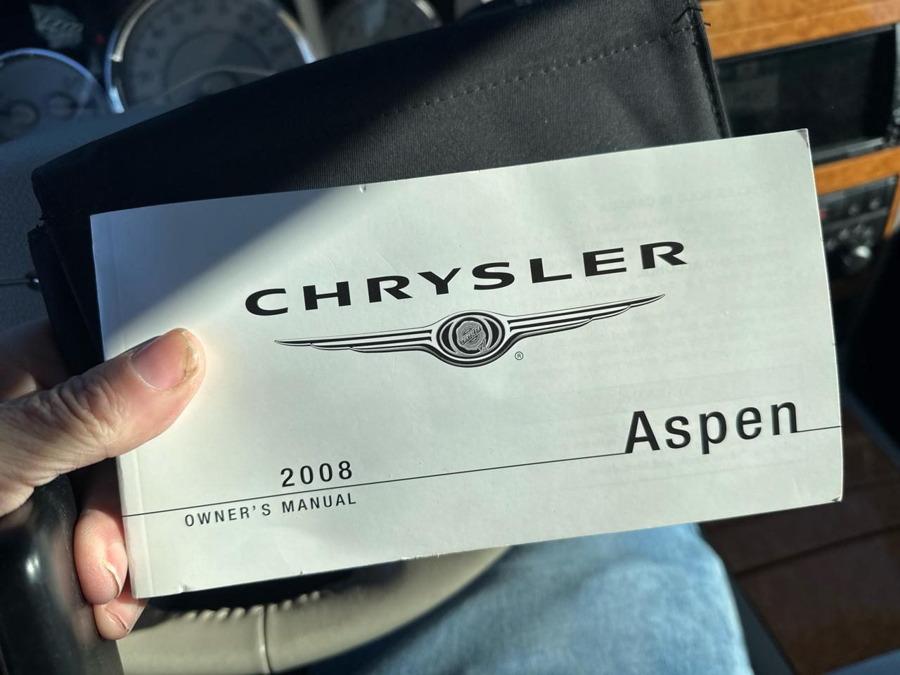 Chrysler Aspen AWD 4dr Limited 2008