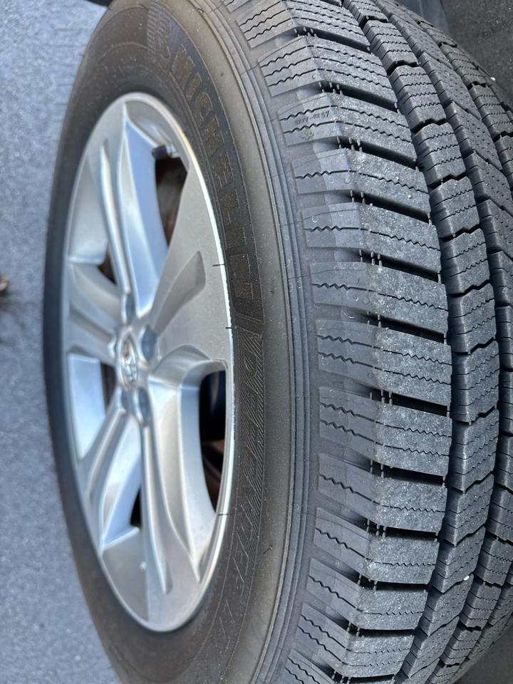 Toyota Highlander FWD 4dr V6 Sport (Natl) 2009