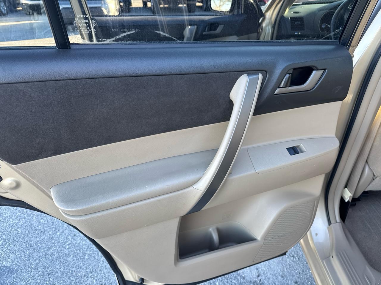 Toyota Highlander FWD 4dr V6 Sport (Natl) 2009