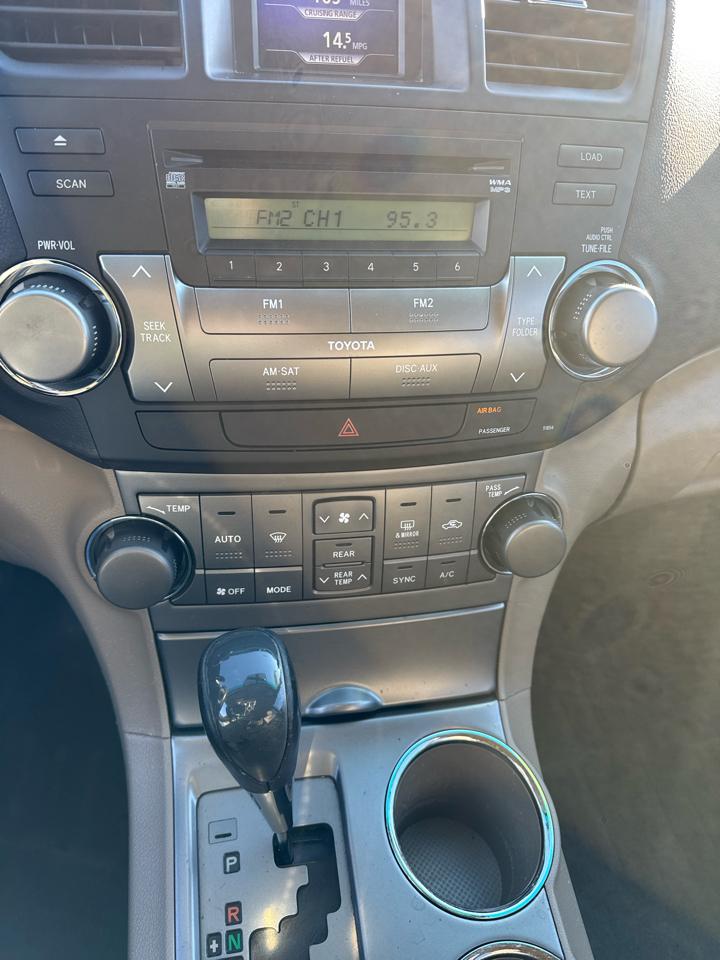 Toyota Highlander FWD 4dr V6 Sport (Natl) 2009