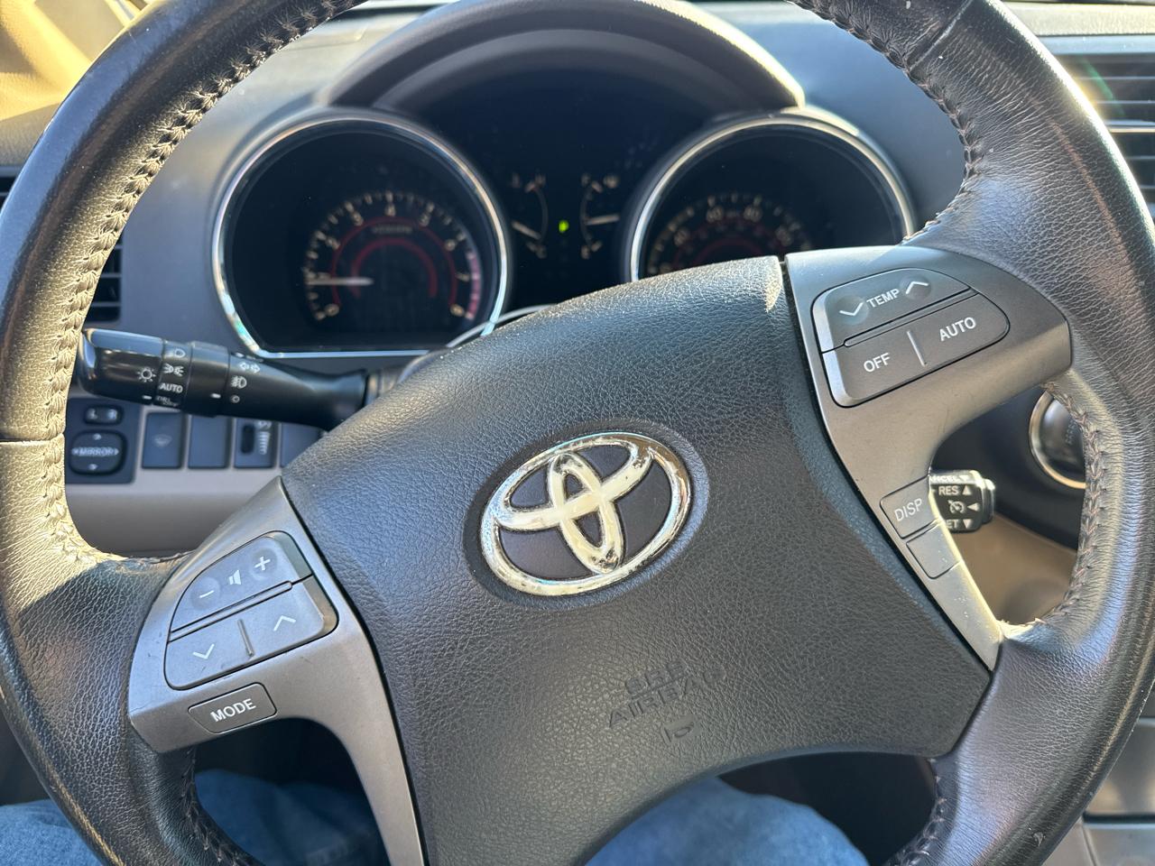 Toyota Highlander FWD 4dr V6 Sport (Natl) 2009