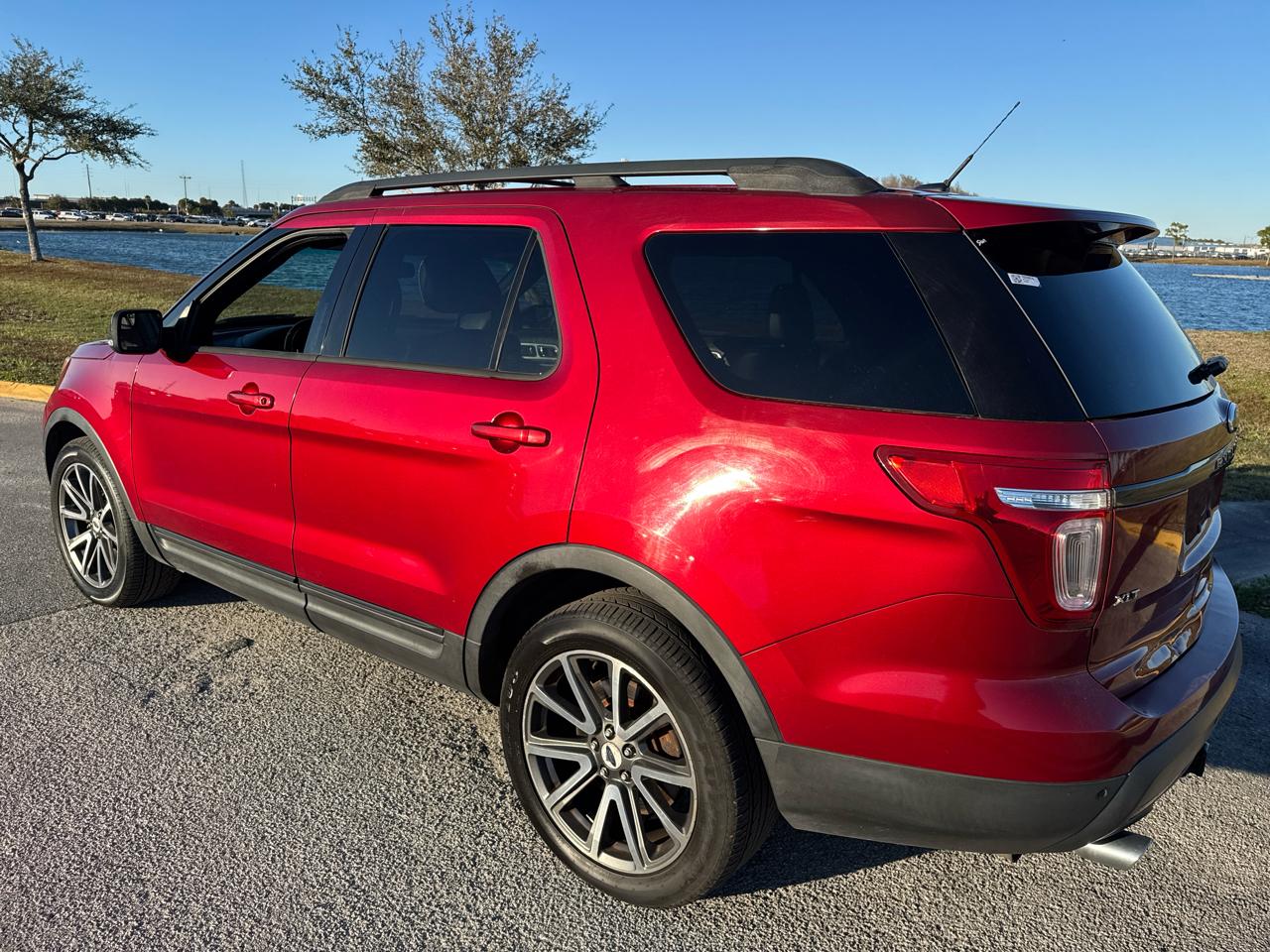 Ford Explorer 4WD 4dr XLT 2015