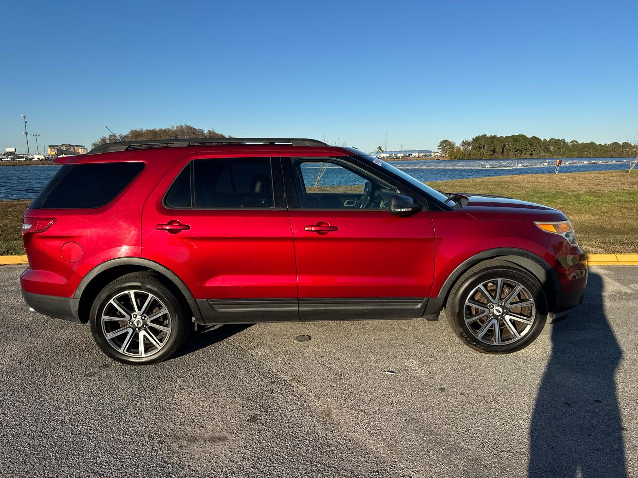 Ford Explorer 4WD 4dr XLT 2015