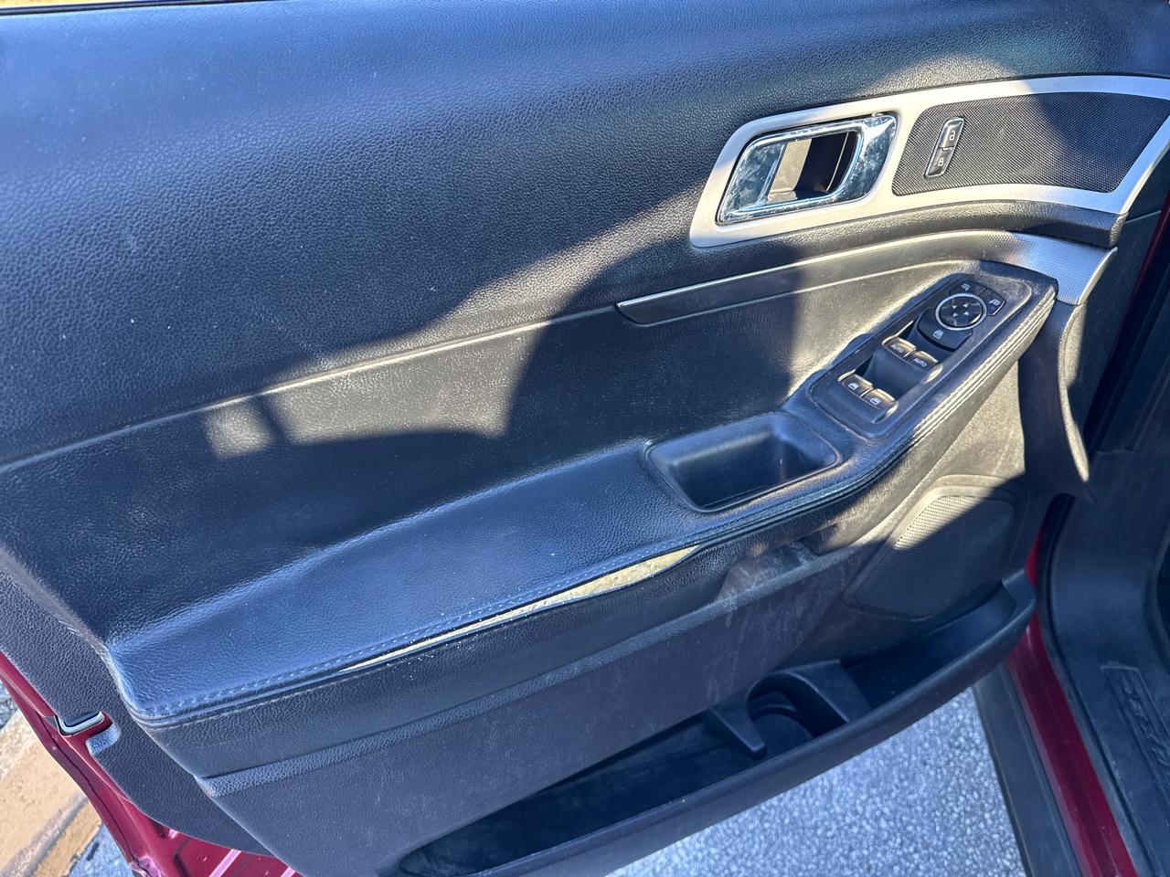 Ford Explorer 4WD 4dr XLT 2015