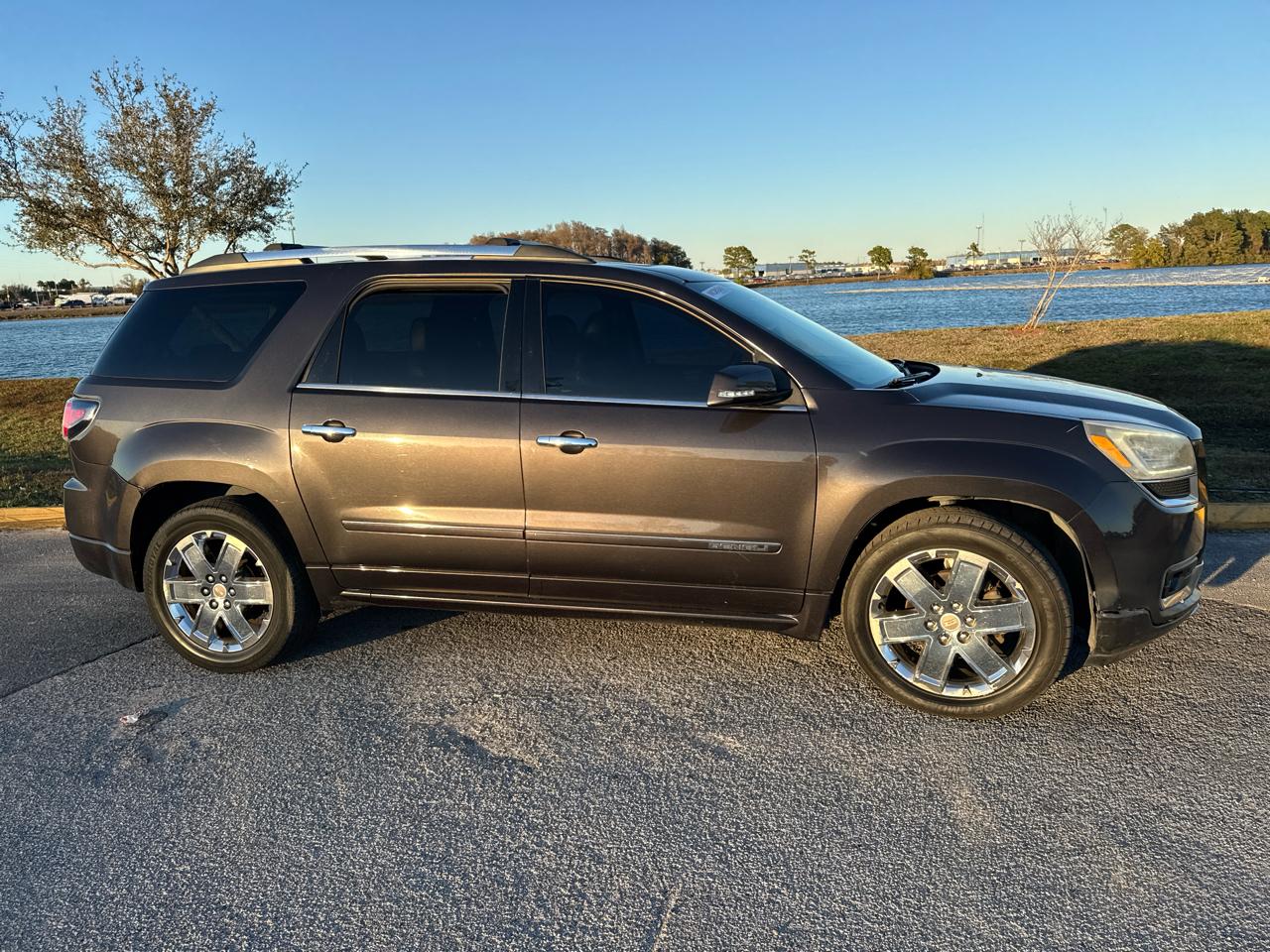 GMC Acadia AWD 4dr Denali 2013