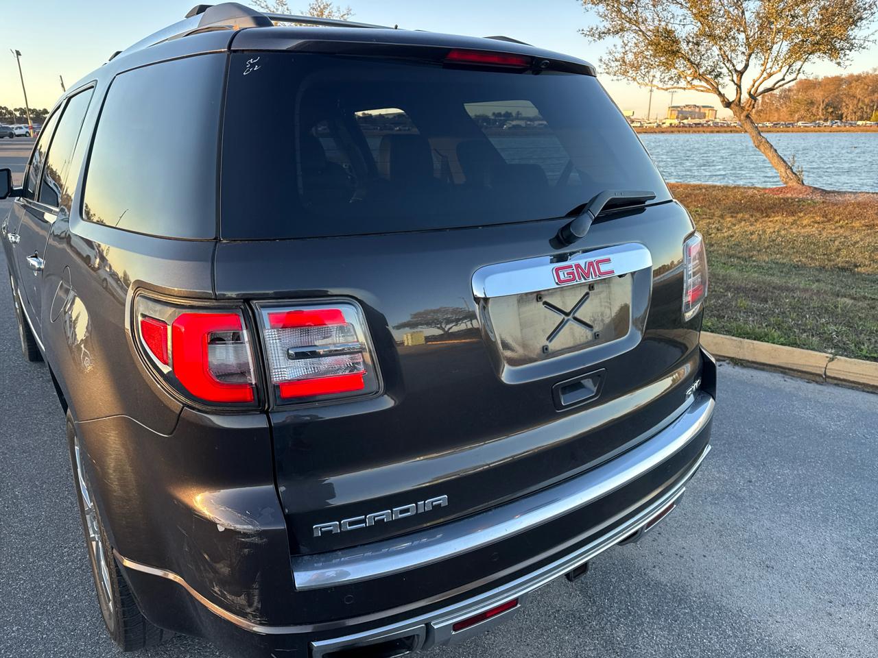 GMC Acadia AWD 4dr Denali 2013