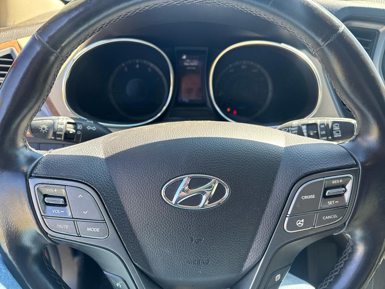 Hyundai Santa Fe FWD 4dr Sport 2013