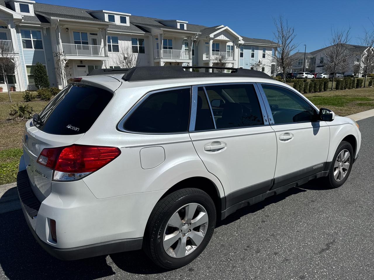 Subaru Outback 4dr Wgn H4 Auto 2.5i Prem Pwr Moon 2010