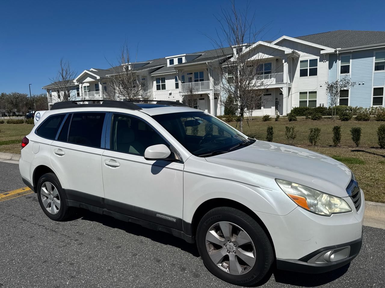 Subaru Outback 4dr Wgn H4 Auto 2.5i Prem Pwr Moon 2010