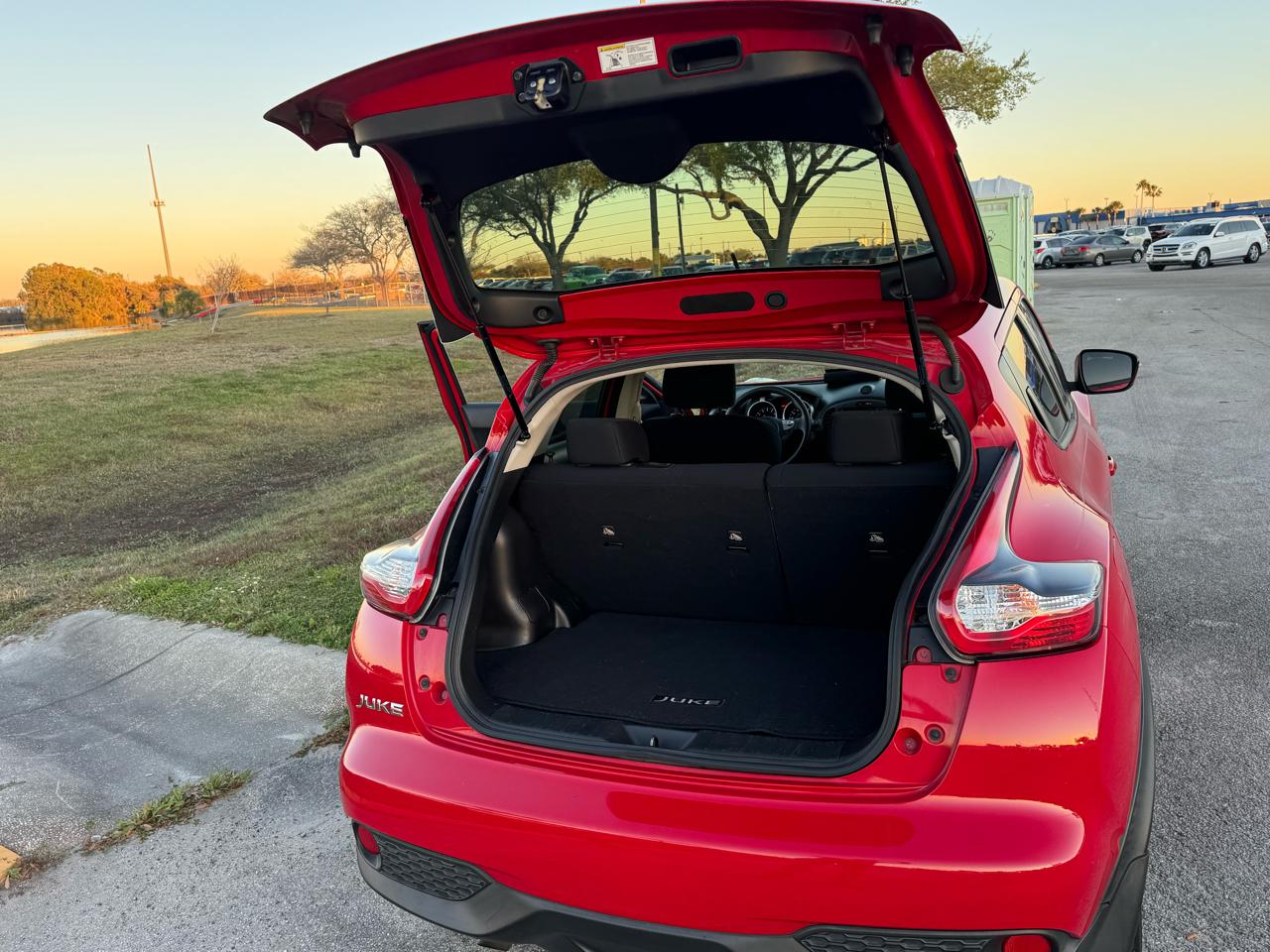 Nissan Juke 5dr Wgn CVT S FWD 2016