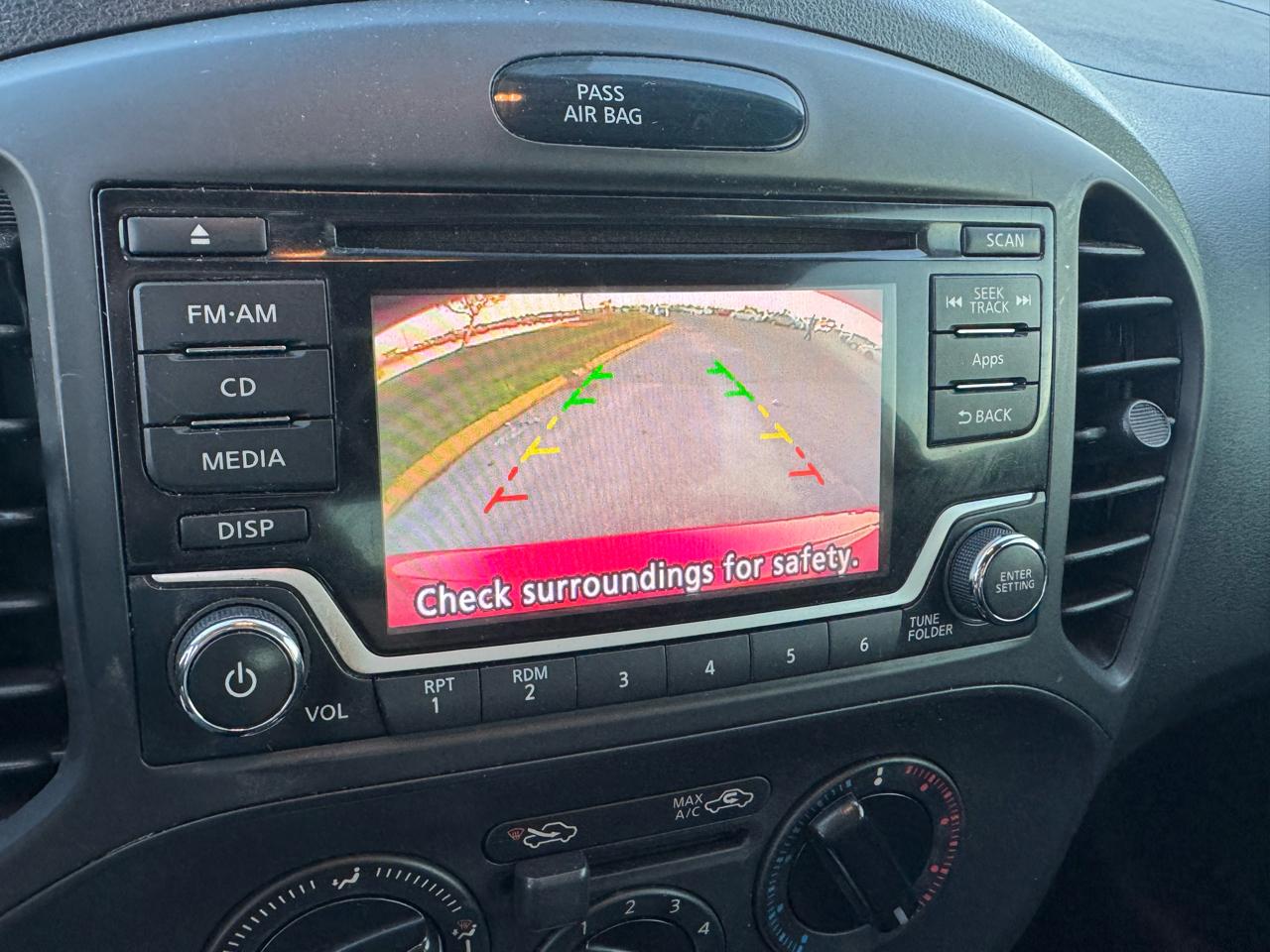 Nissan Juke 5dr Wgn CVT S FWD 2016