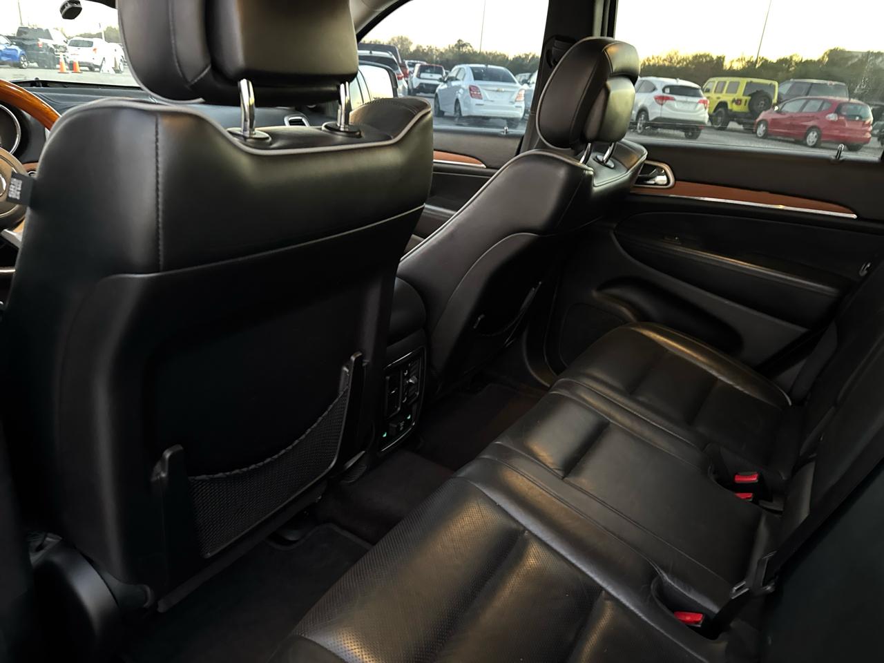 Jeep Grand Cherokee RWD 4dr Overland 2011