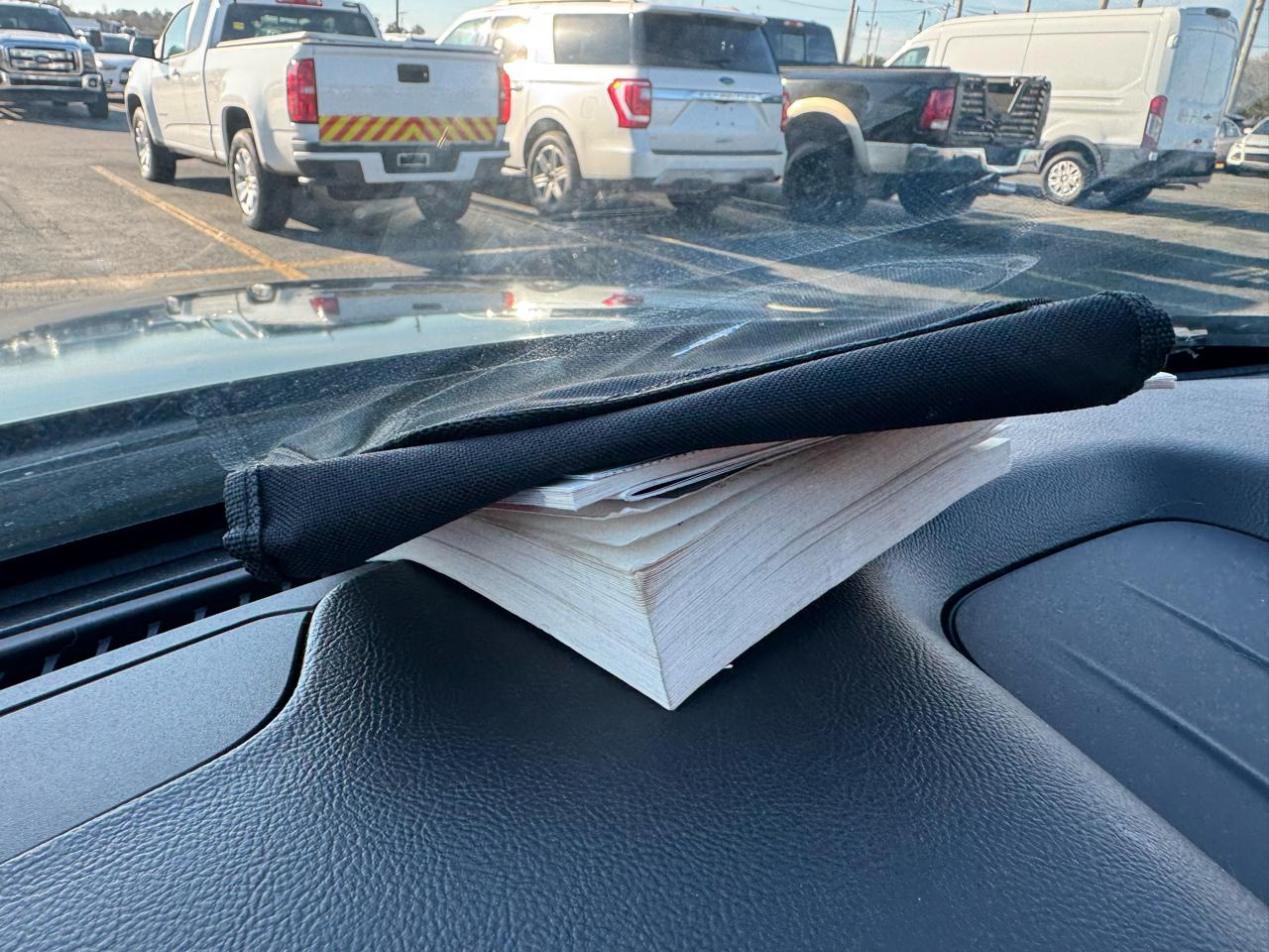 Ford Taurus 4dr Sdn SEL FWD 2014