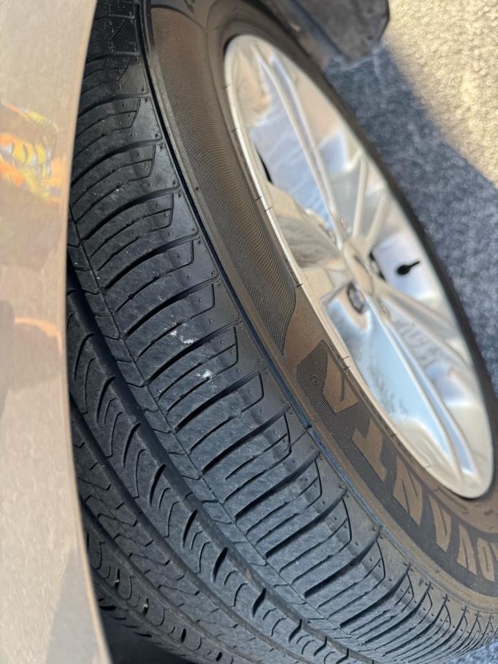 Ford Taurus 4dr Sdn SEL FWD 2014