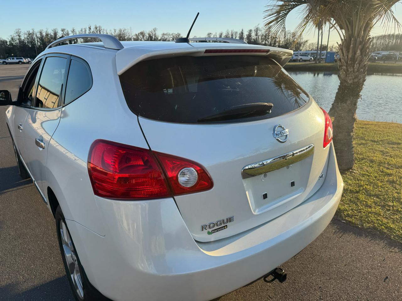 Nissan Rogue FWD 4dr SV 2011