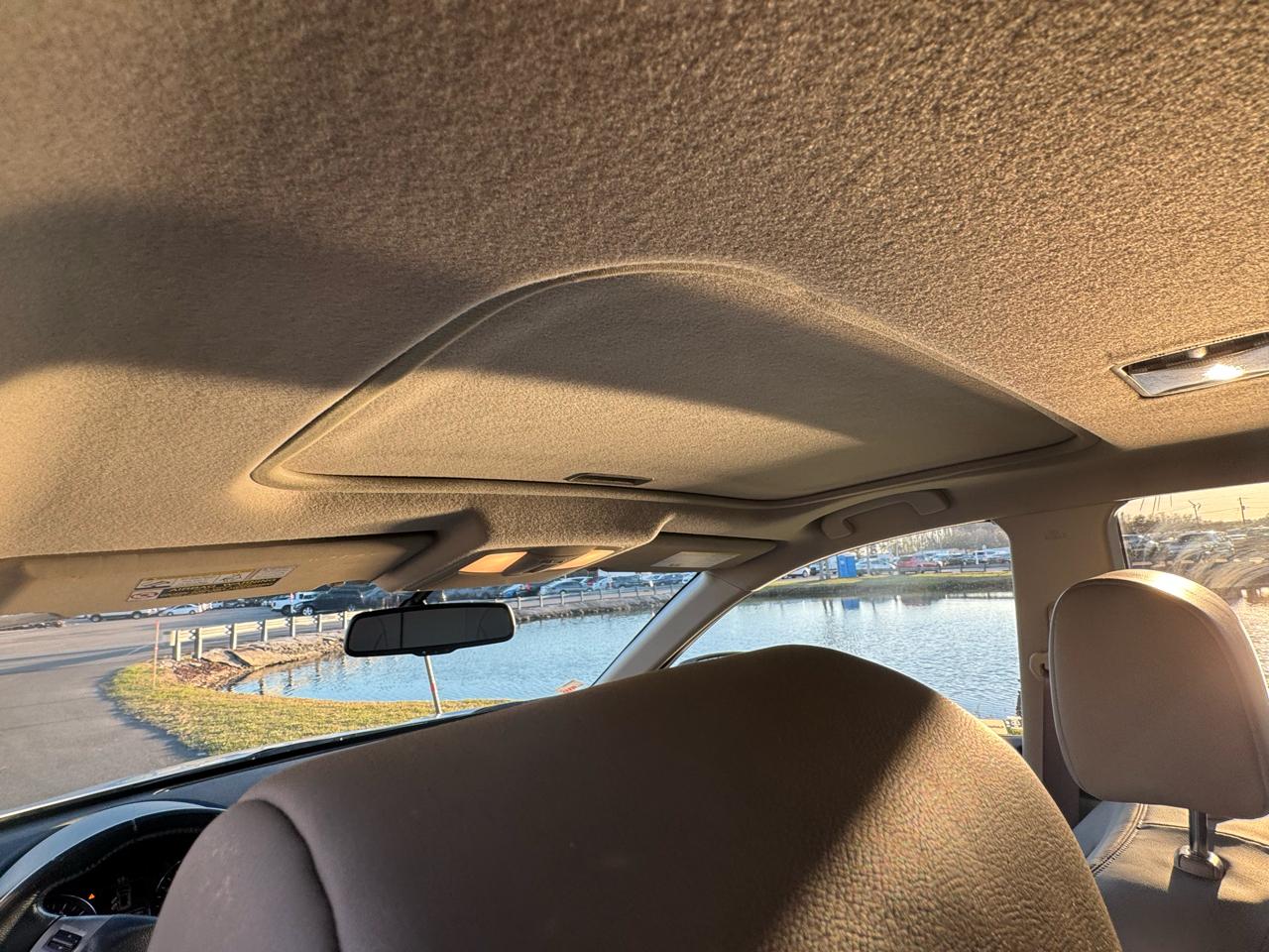 Nissan Rogue FWD 4dr SV 2011