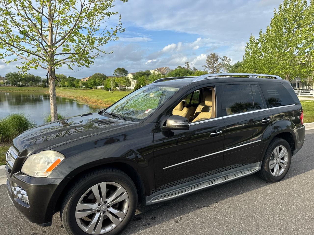 Mercedes-Benz GL-Class 4MATIC 4dr GL 450 2011