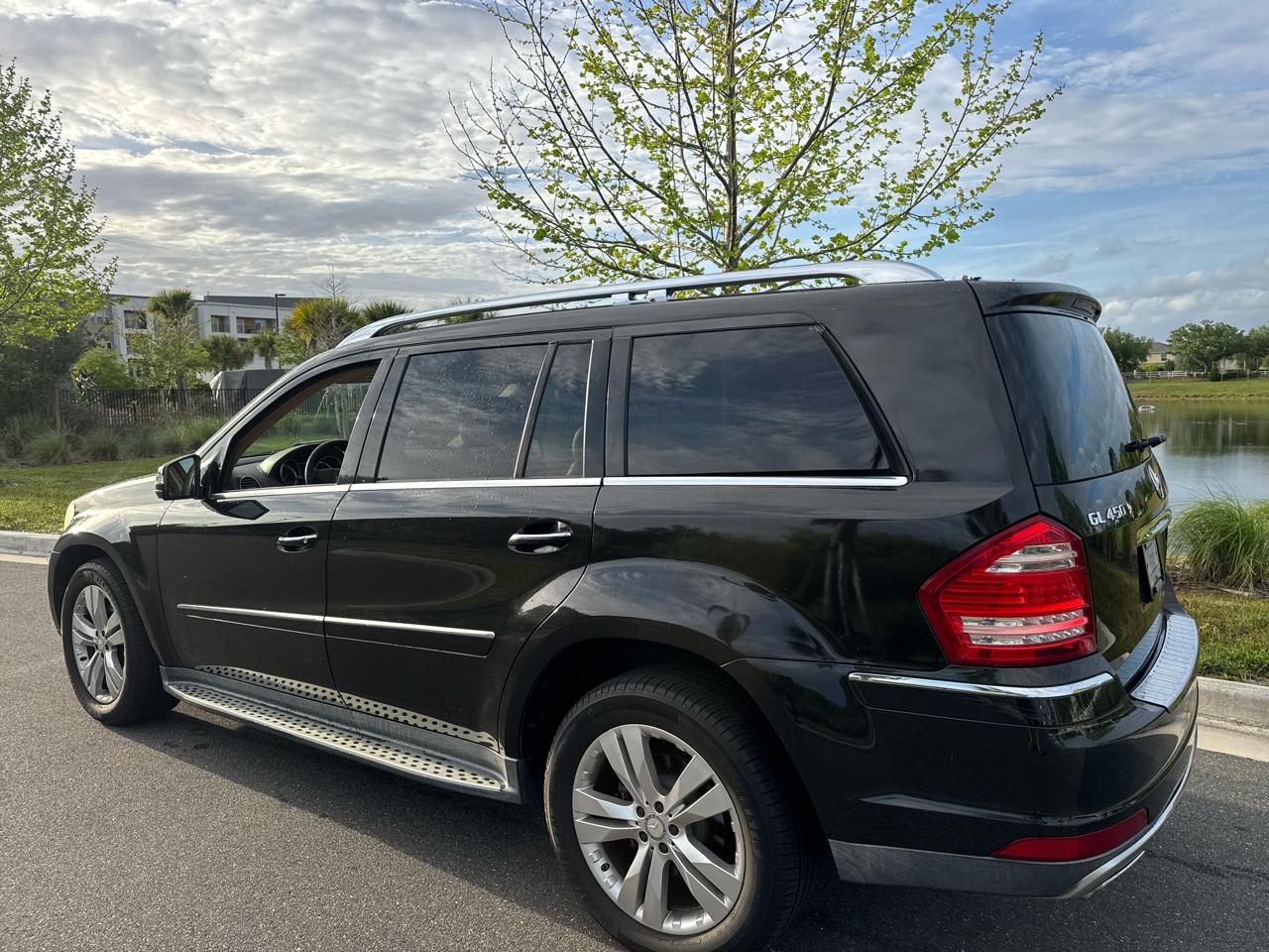 Mercedes-Benz GL-Class 4MATIC 4dr GL 450 2011