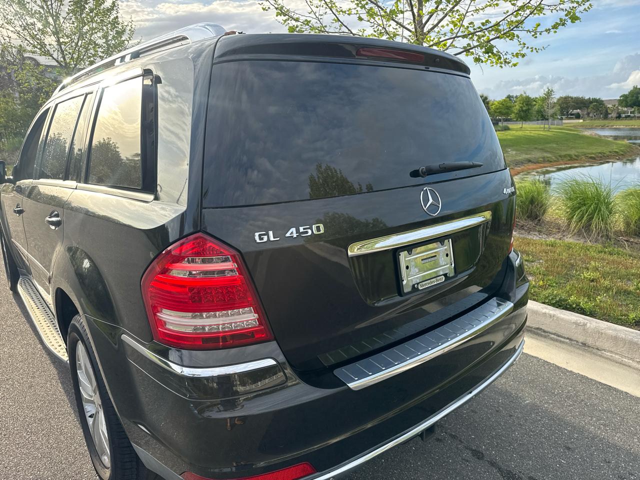 Mercedes-Benz GL-Class 4MATIC 4dr GL 450 2011