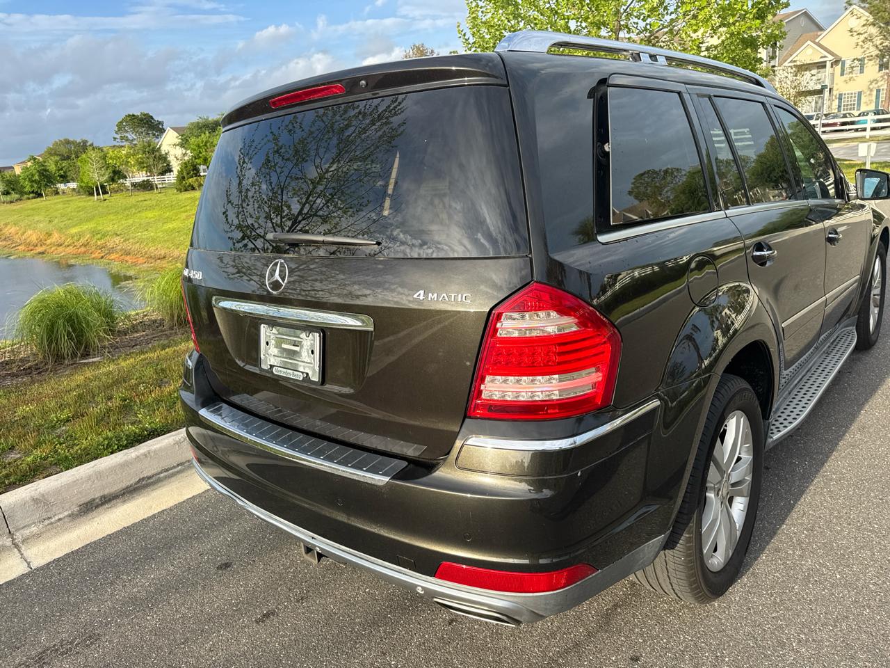 Mercedes-Benz GL-Class 4MATIC 4dr GL 450 2011