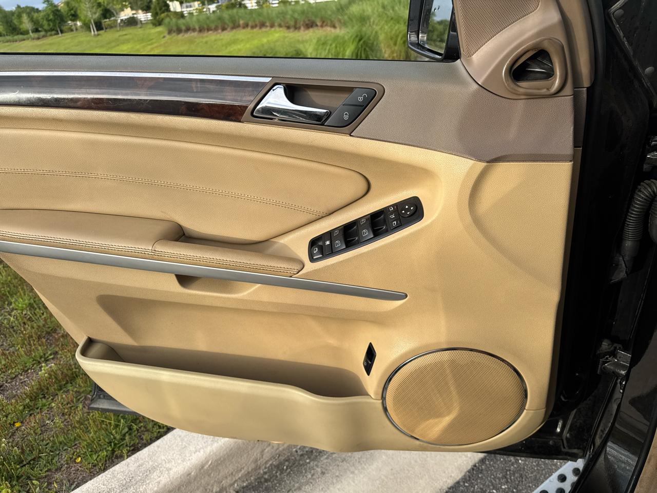 Mercedes-Benz GL-Class 4MATIC 4dr GL 450 2011